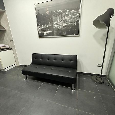 Napoli Centro Casa Con Due Camere E Cucina Exteriör bild